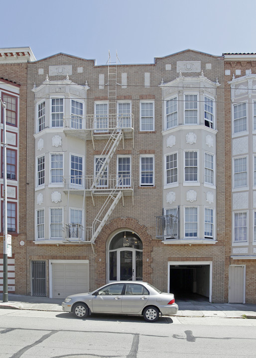 1447 Chestnut St in San Francisco, CA - Building Photo