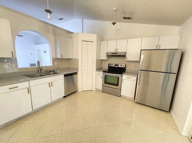 property at 11483 Kimberly Forest Dr