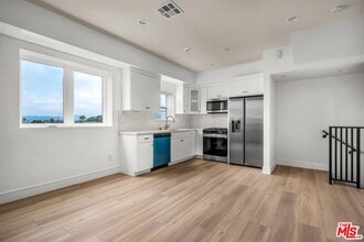4701 Saturn St in Los Angeles, CA - Building Photo - Building Photo