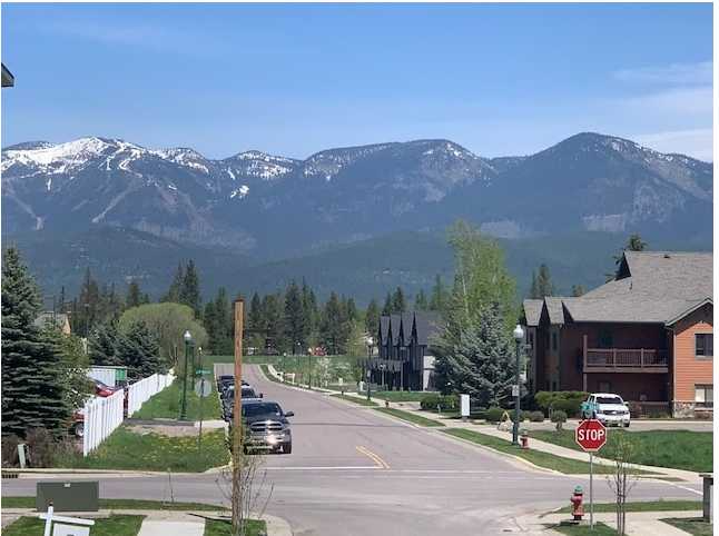 57 Hickory Loop in Whitefish, MT - Building Photo