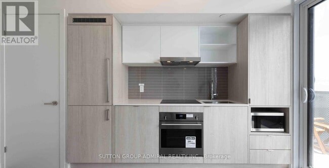 138 Downes St in Toronto, ON - Building Photo - Building Photo