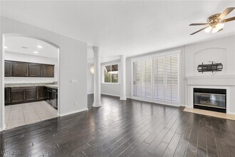 1405 San Juan Hills Dr, Unit 203 in Las Vegas, NV - Building Photo - Building Photo