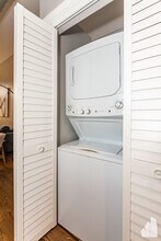 1000 W Adams St in Chicago, IL - Building Photo - Building Photo