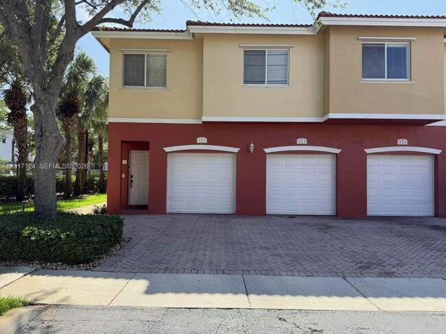 3335 Palomino Dr