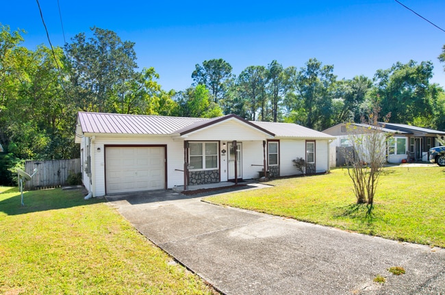 7035 Moore Ave in Pensacola, FL - Building Photo - Building Photo