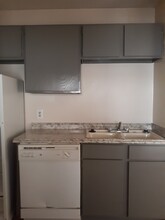 Country Villa Apartments in Eastland, TX - Building Photo - Building Photo