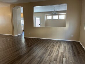 1204 E Malibu Sands Ave in North Las Vegas, NV - Building Photo - Building Photo