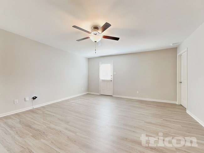 2918 Gastonian Mills in Converse, TX - Building Photo - Building Photo