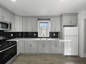 138 N 7th Ave-Unit -1 in Mount Vernon, NY - Building Photo - Building Photo