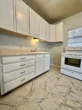 504 E 17th St in San Angelo, TX - Building Photo - Building Photo