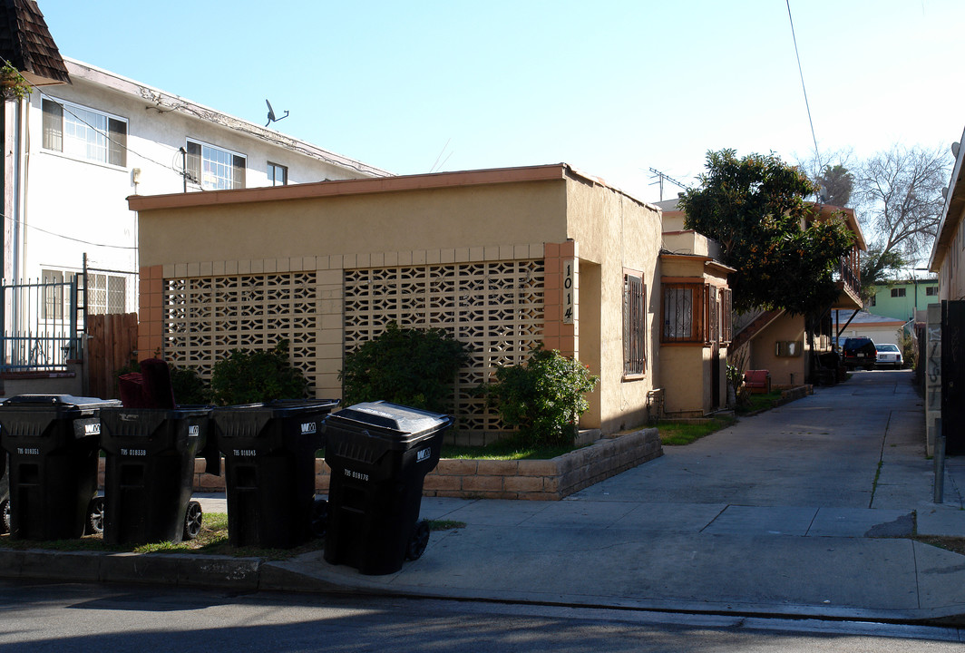 1014 S Myrtle Ave in Inglewood, CA - Building Photo