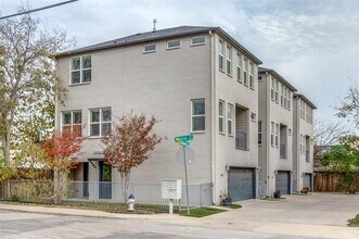 6015 Chimera Ct in Dallas, TX - Building Photo - Building Photo