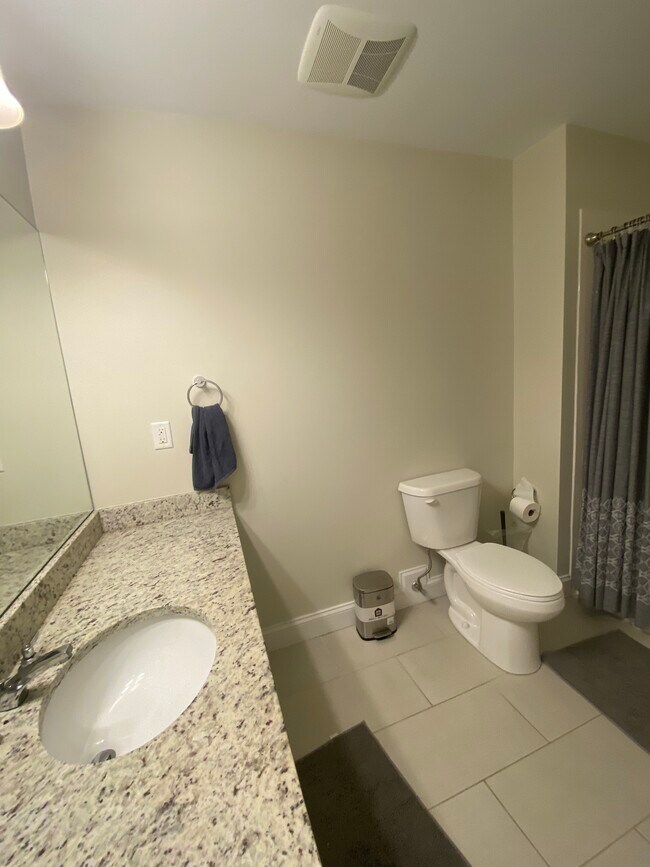 130 Tremont St, Unit 203 in Melrose, MA - Building Photo - Building Photo