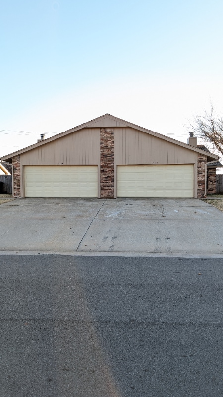 7126 NW 115th St in Oklahoma City, OK - Foto de edificio - Building Photo