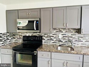 3219 Bero Rd in Halethorpe, MD - Building Photo - Building Photo