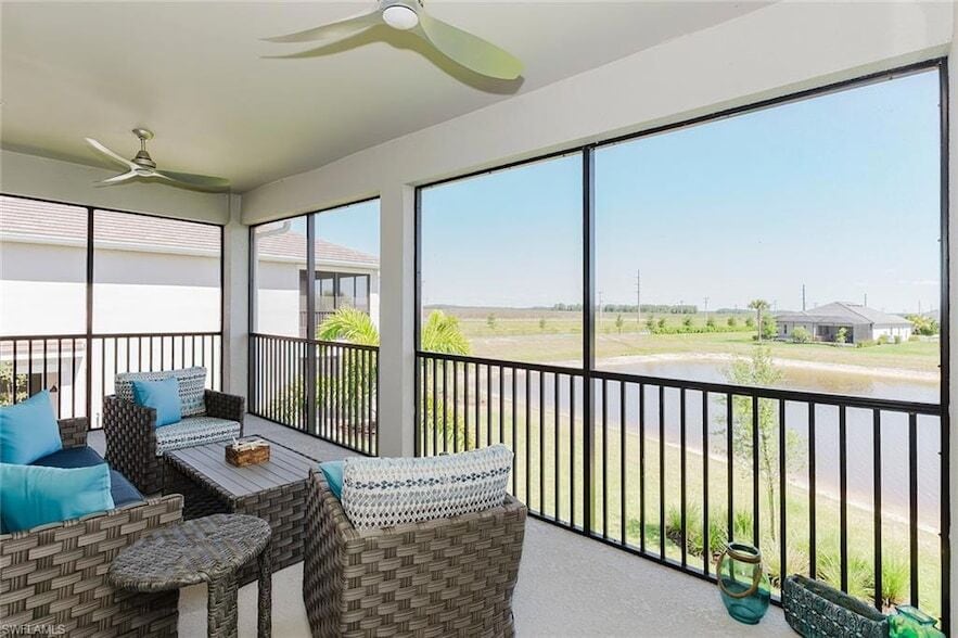 5728 Oakmont Ct in Ave Maria, FL - Foto de edificio