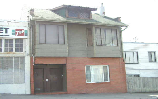 4545-4549 Irving St in San Francisco, CA - Building Photo