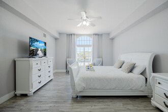 2211 Surfside Blvd in Cape Coral, FL - Building Photo - Building Photo