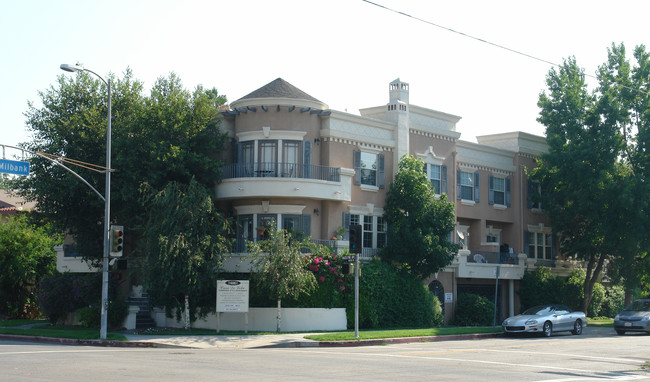 14061 Hazeltine Ave in Sherman Oaks, CA - Building Photo - Building Photo