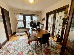 2518 N Lake Dr. in Milwaukee, WI - Foto de edificio - Interior Photo