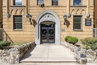 2121 Cedar Ave in Bronx, NY - Building Photo - Building Photo