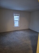 661 Lovett Ave SE, Unit Downtown EGR Utilities In in Grand Rapids, MI - Foto de edificio - Building Photo