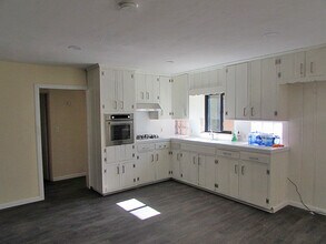 31482 Sierra Linda St in Yucaipa, CA - Building Photo - Building Photo