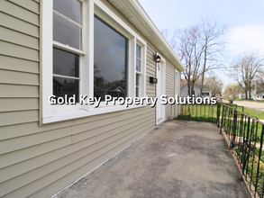505 W 21st St in Anderson, IN - Foto de edificio - Building Photo