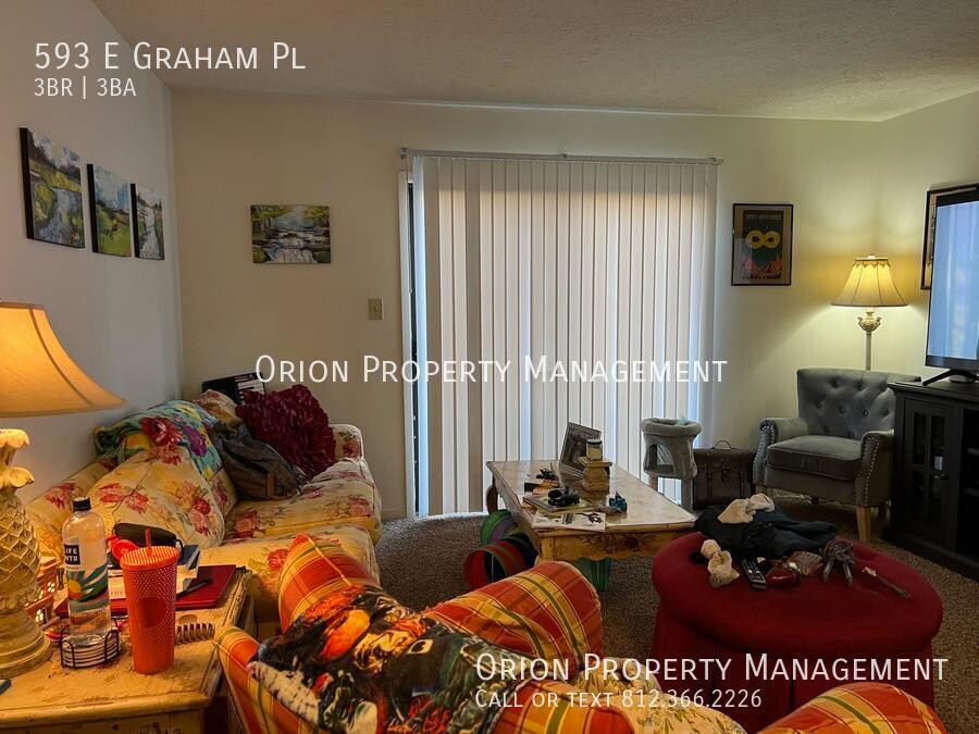 593 E Graham Pl in Bloomington, IN - Building Photo