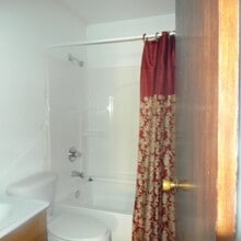 1720 Brookwood Dr in Lima, OH - Building Photo - Building Photo