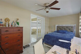 4147 W 8th Ave in Hialeah, FL - Building Photo - Building Photo