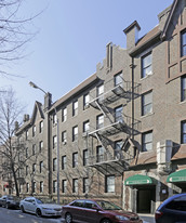 37-40 81st Street in Jackson Heights, NY - Foto de edificio - Building Photo