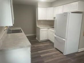 17806 W Winnebago Dr in Grayslake, IL - Building Photo - Building Photo