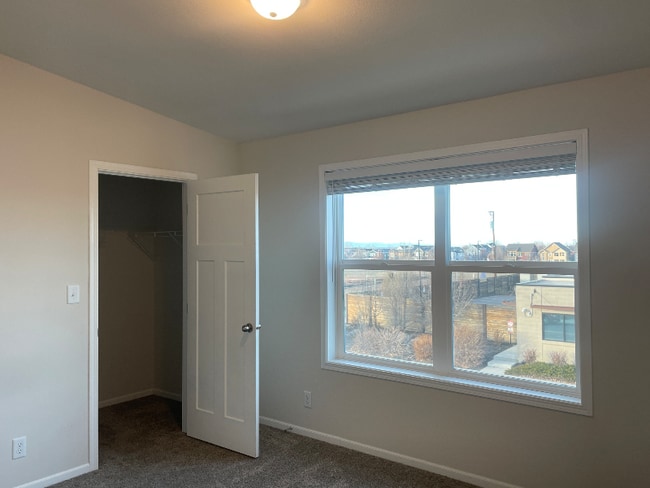 2393 Elmira St in Aurora, CO - Foto de edificio - Building Photo