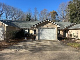 3955 Hidden Hollow Dr in Gainesville, GA - Building Photo