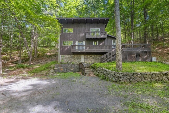 property at 273 Grog Kill Rd