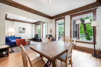 5121 S Ellis Ave in Chicago, IL - Building Photo - Building Photo