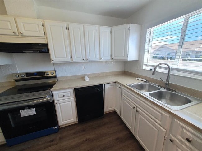 1911 Orange Blvd Way in Palm Harbor, FL - Building Photo - Building Photo