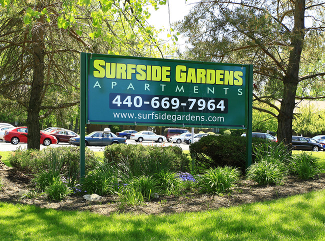 Surfside Gardens in Eastlake, OH - Building Photo - Building Photo