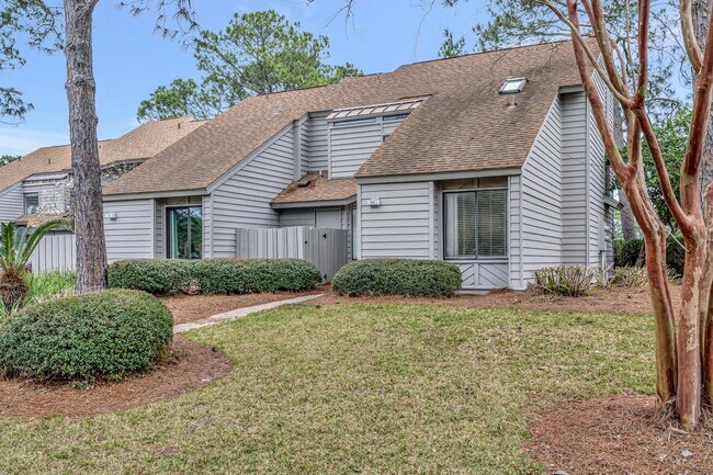 290 Sandestin Blvd in Miramar Beach, FL - Building Photo - Building Photo