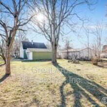 1062 Rambling Rd in Ypsilanti, MI - Building Photo - Building Photo