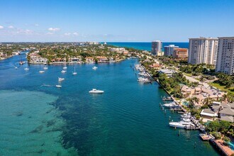 555 S Ocean Blvd in Boca Raton, FL - Building Photo - Building Photo