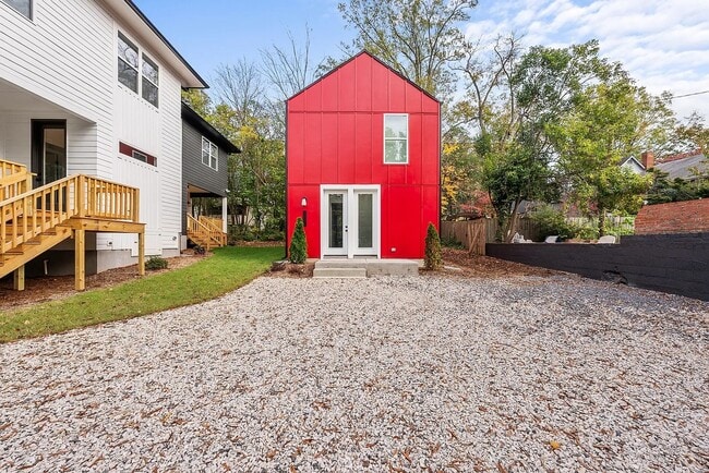 2213 Garden Pl in Raleigh, NC - Building Photo - Building Photo