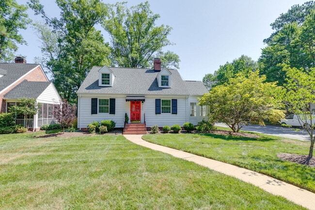 5000 Bromley Ln in Richmond, VA - Foto de edificio - Building Photo