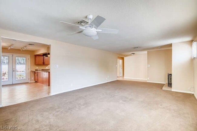 1505 Strong Dr in Las Vegas, NV - Foto de edificio - Building Photo