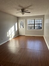 301 Autumn Ave, Unit Apt. B in Rossville, GA - Building Photo - Building Photo