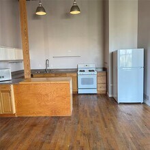 2220 S Harwood St in Dallas, TX - Building Photo - Building Photo