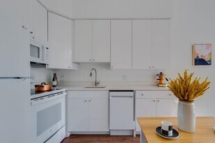 253 Academy St in Jersey City, NJ - Building Photo