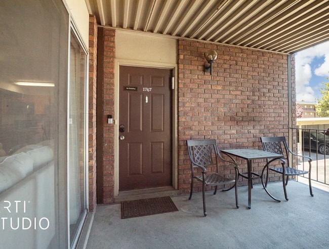 property at 1767 Willowbrook Dr