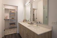 The Domaine at Hawthorn Row in Vernon Hills, IL - Building Photo - Interior Photo